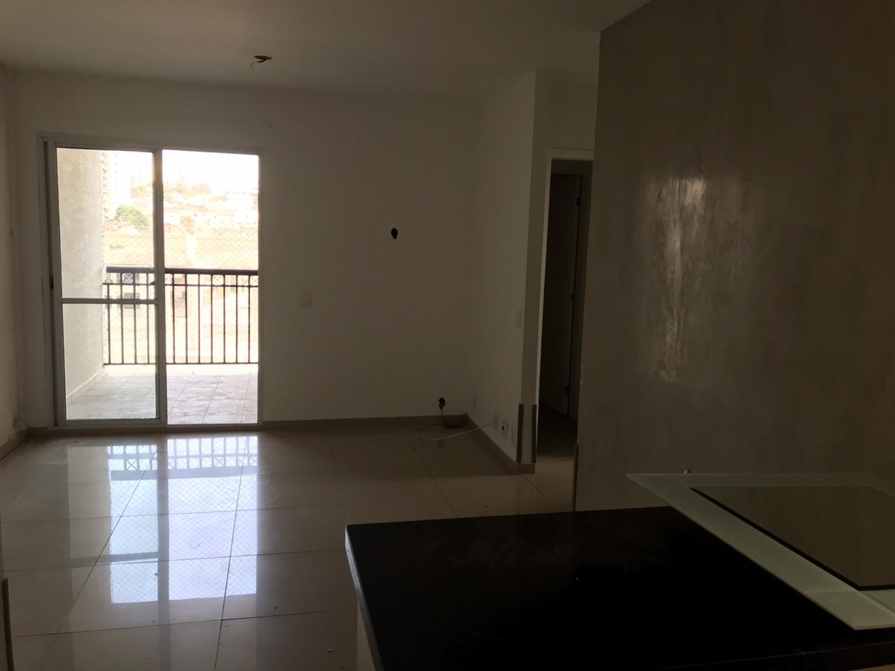 Apartamento à venda com 3 quartos, 61m² - Foto 2