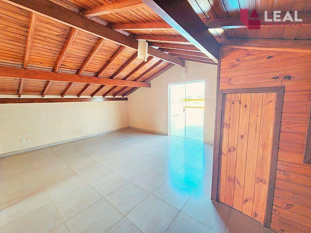 Casa à venda com 4 quartos, 306m² - Foto 16