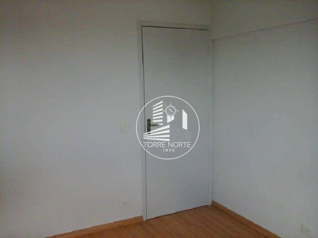 Apartamento à venda com 3 quartos, 68m² - Foto 8