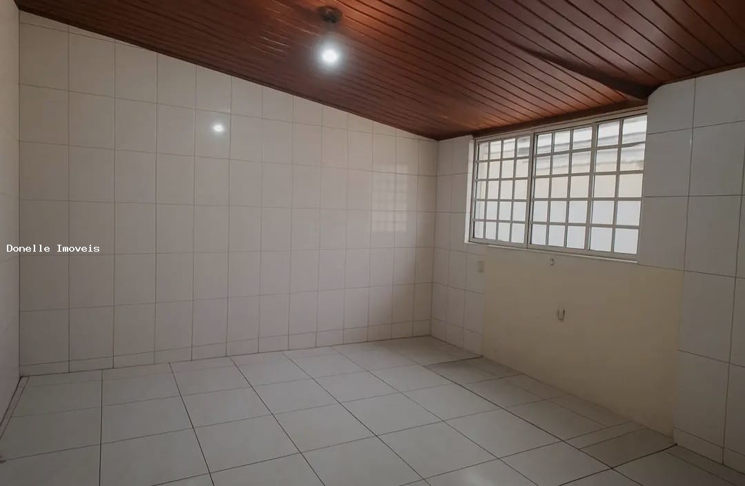 Casa à venda com 3 quartos, 105m² - Foto 8