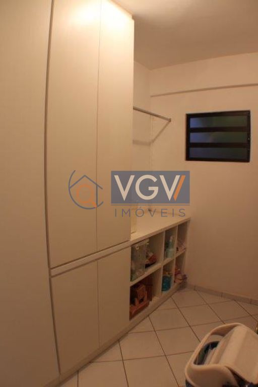 Casa à venda com 3 quartos, 155m² - Foto 14