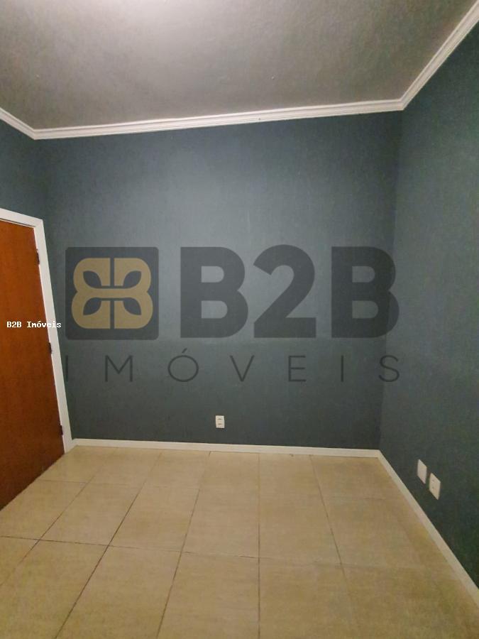 Casa à venda com 5 quartos, 158m² - Foto 31