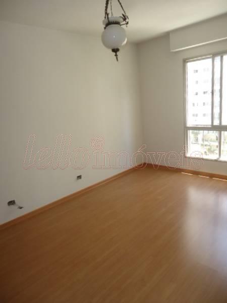 Apartamento para alugar com 2 quartos, 130m² - Foto 10