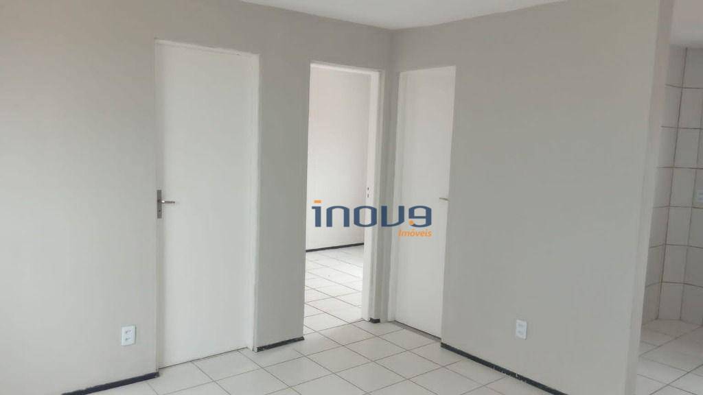 Apartamento à venda com 2 quartos, 44m² - Foto 3