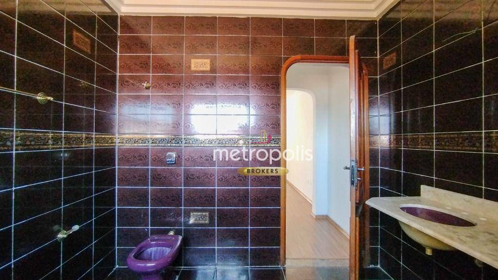 Sobrado à venda e aluguel com 3 quartos, 340m² - Foto 33