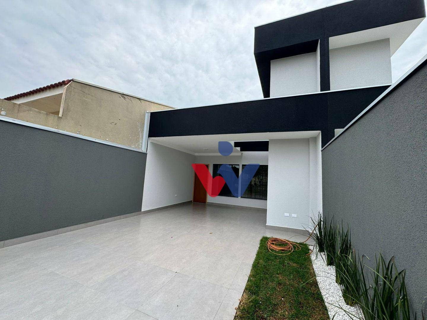 Casa à venda com 3 quartos, 80m² - Foto 3