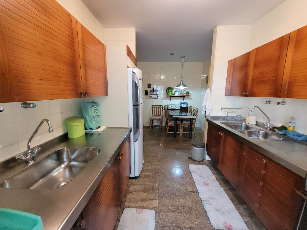 Apartamento à venda com 4 quartos, 216m² - Foto 26