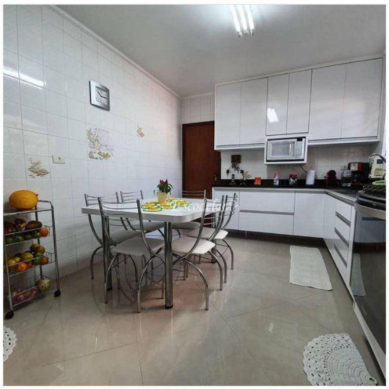 Sobrado à venda com 3 quartos, 140m² - Foto 3