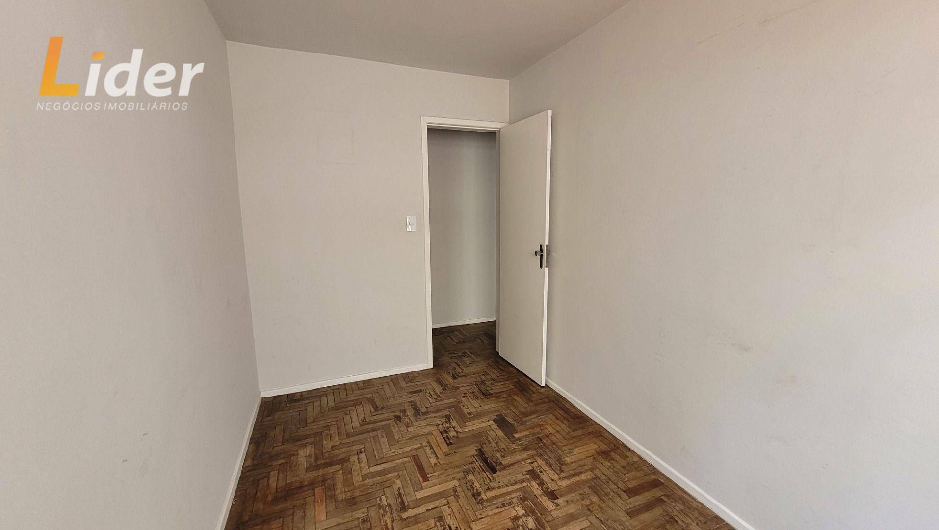 Apartamento para alugar com 2 quartos, 70m² - Foto 6