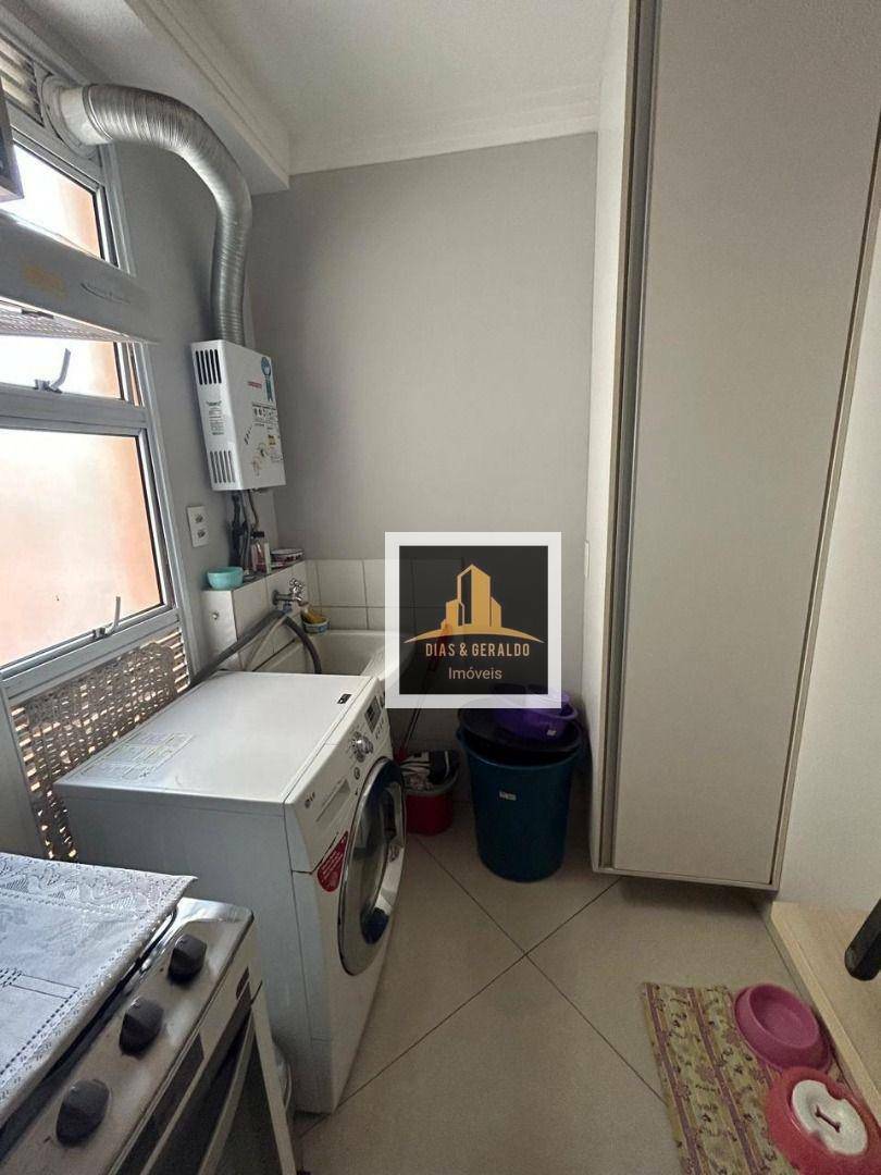 Apartamento à venda com 2 quartos, 53m² - Foto 2