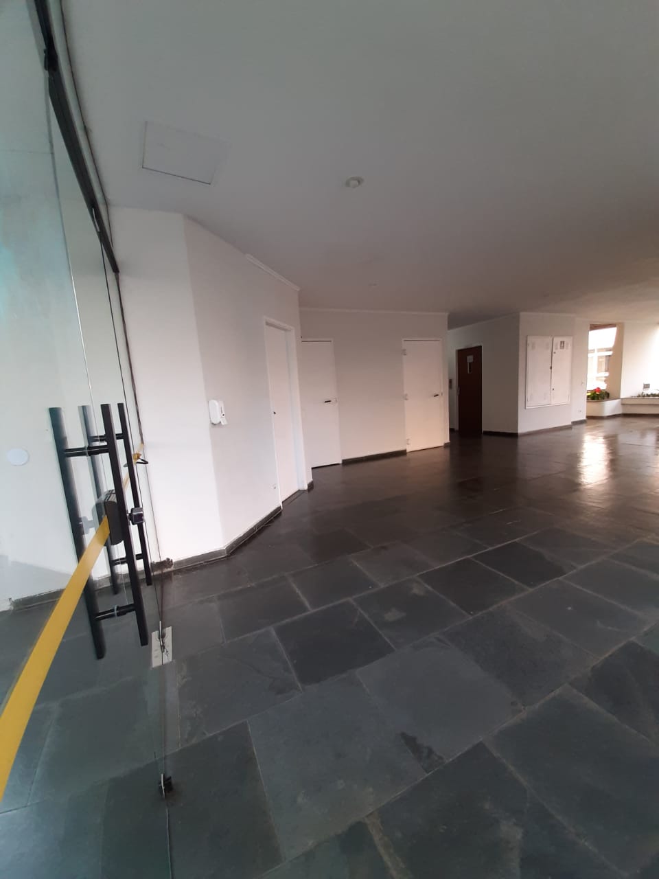 Apartamento à venda com 2 quartos, 138m² - Foto 4