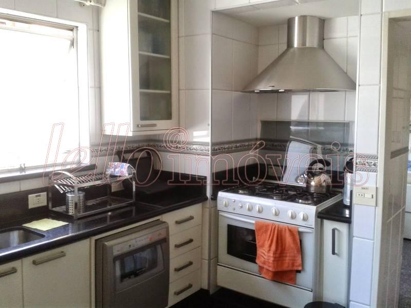 Apartamento à venda com 4 quartos, 225m² - Foto 17