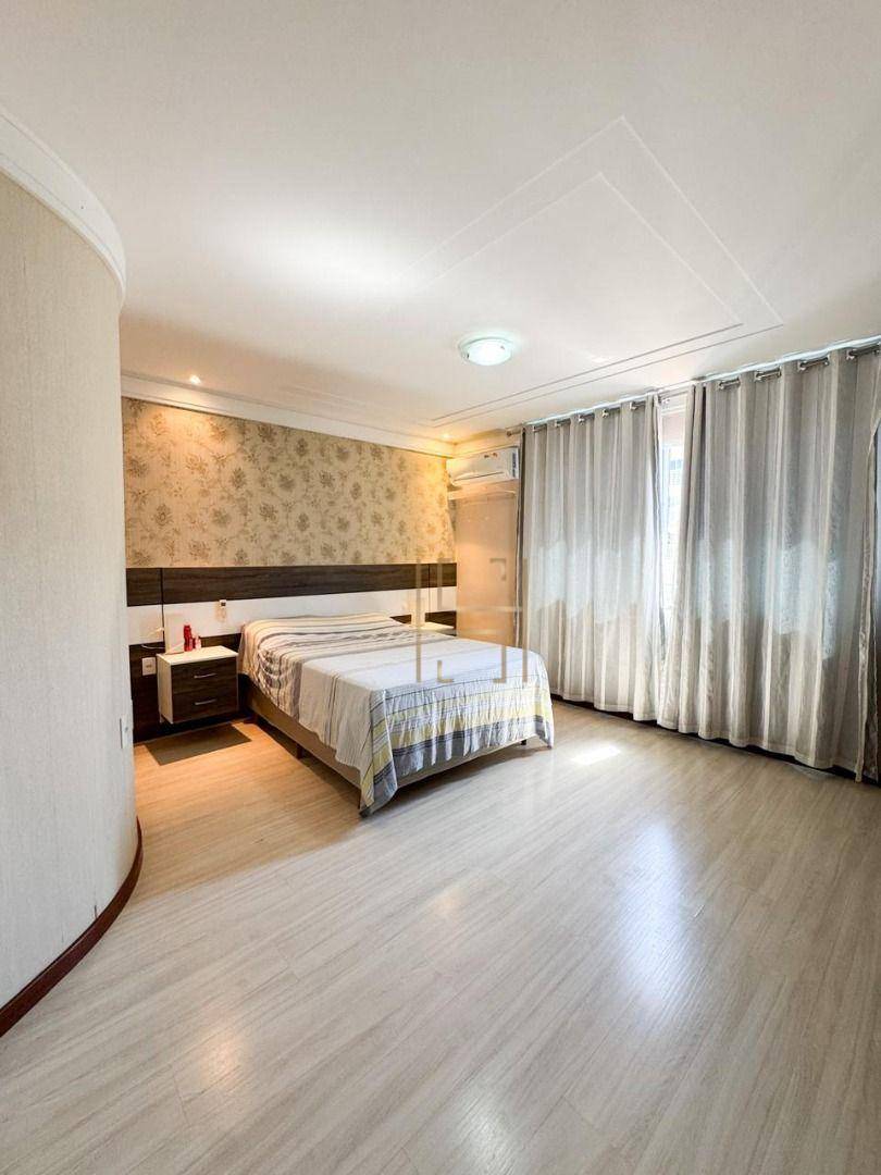 Casa, 4 quartos, 190 m² - Foto 5