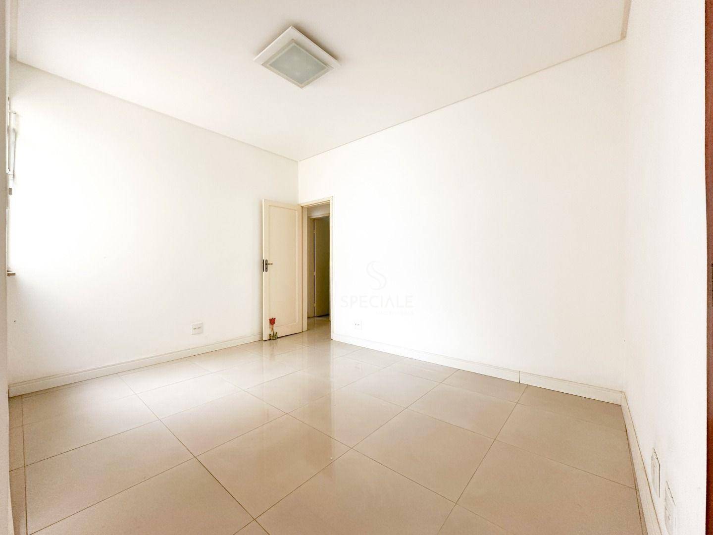 Apartamento à venda com 3 quartos, 105m² - Foto 6