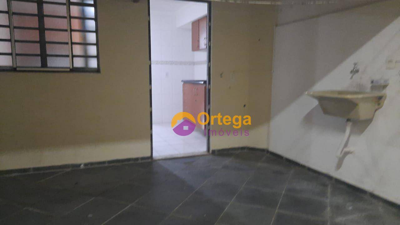 Casa de Condomínio à venda com 2 quartos, 58m² - Foto 3