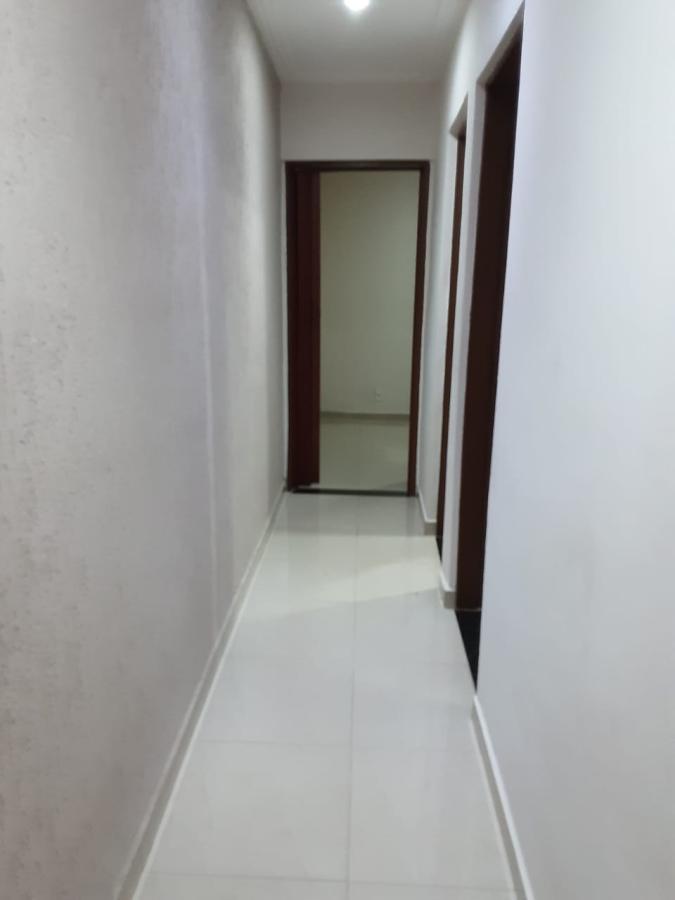 Casa à venda com 2 quartos, 150m² - Foto 2