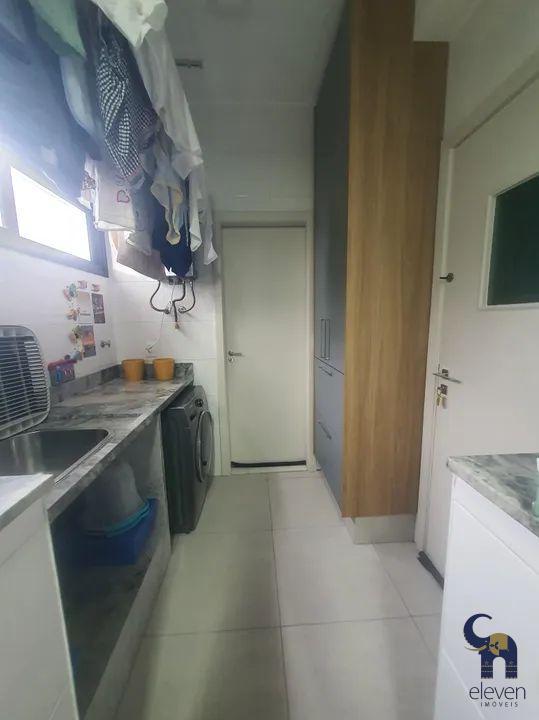 Apartamento à venda com 3 quartos, 146m² - Foto 11