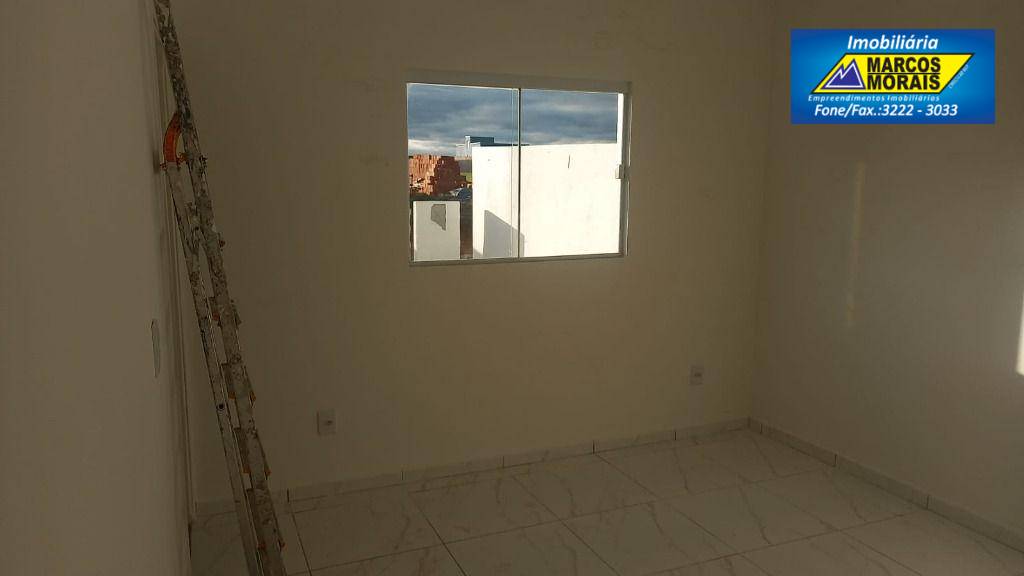 Casa para alugar com 3 quartos, 100m² - Foto 4