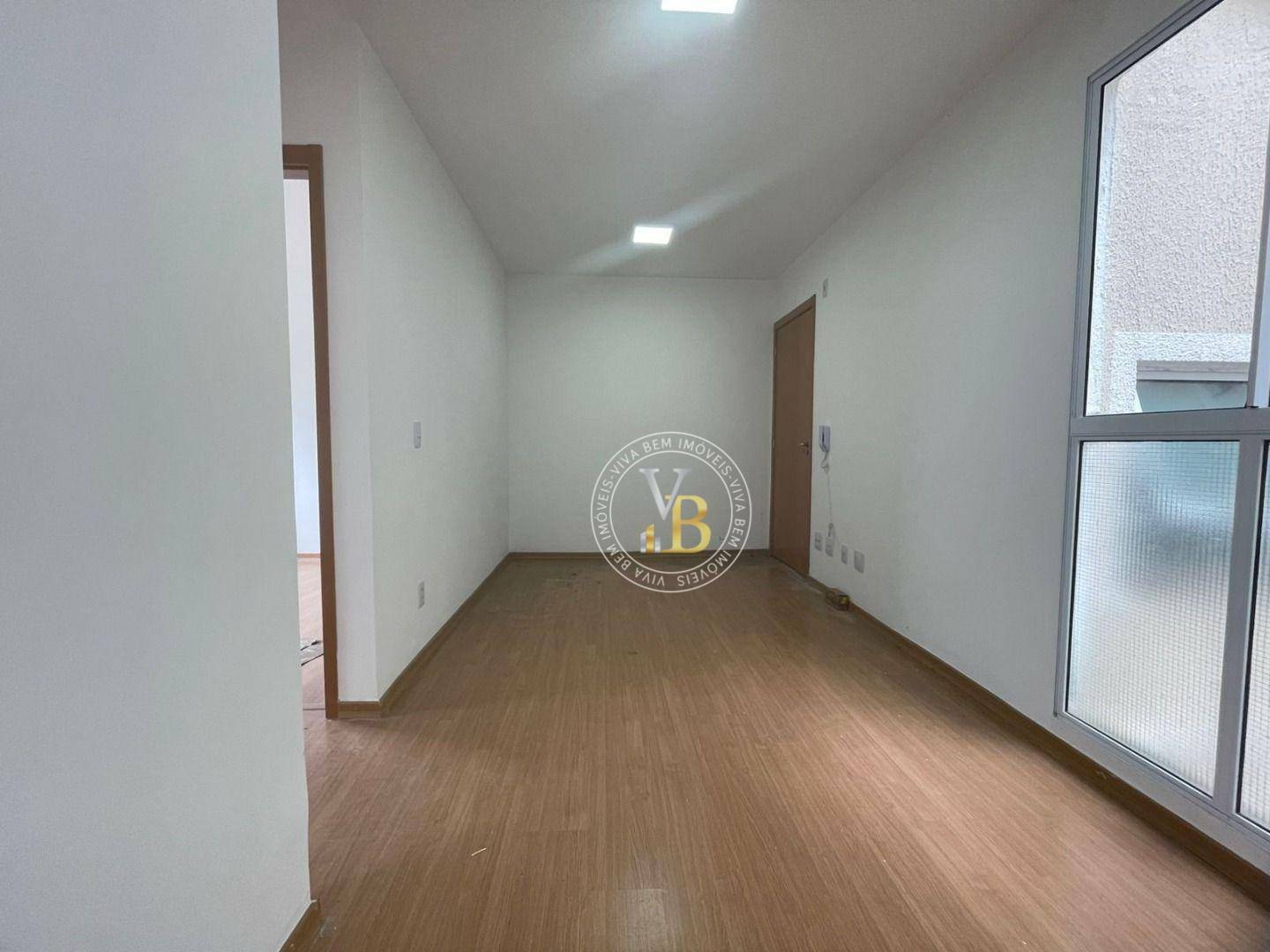 Apartamento para alugar com 2 quartos, 42m² - Foto 2