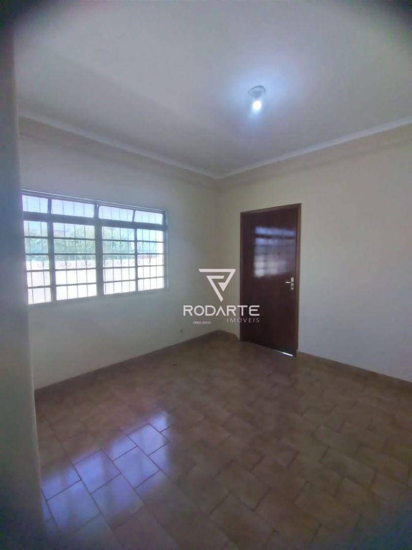 Casa à venda com 3 quartos, 110m² - Foto 1