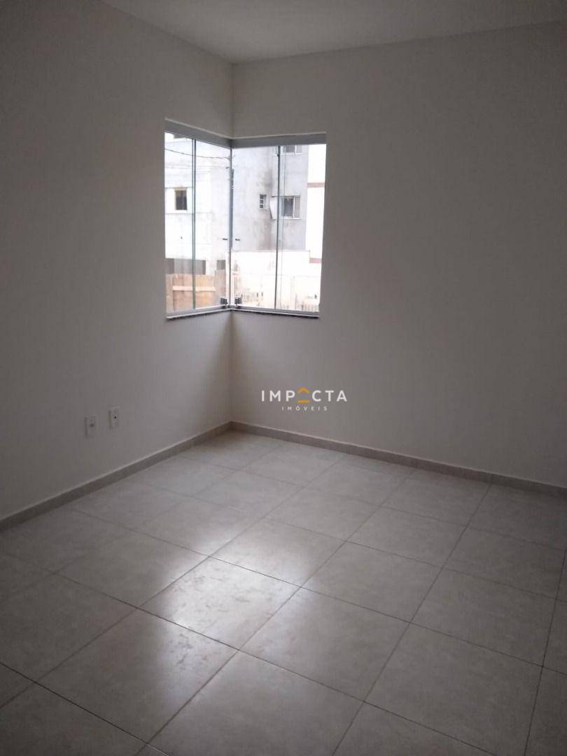 Casa à venda com 4 quartos, 248m² - Foto 5