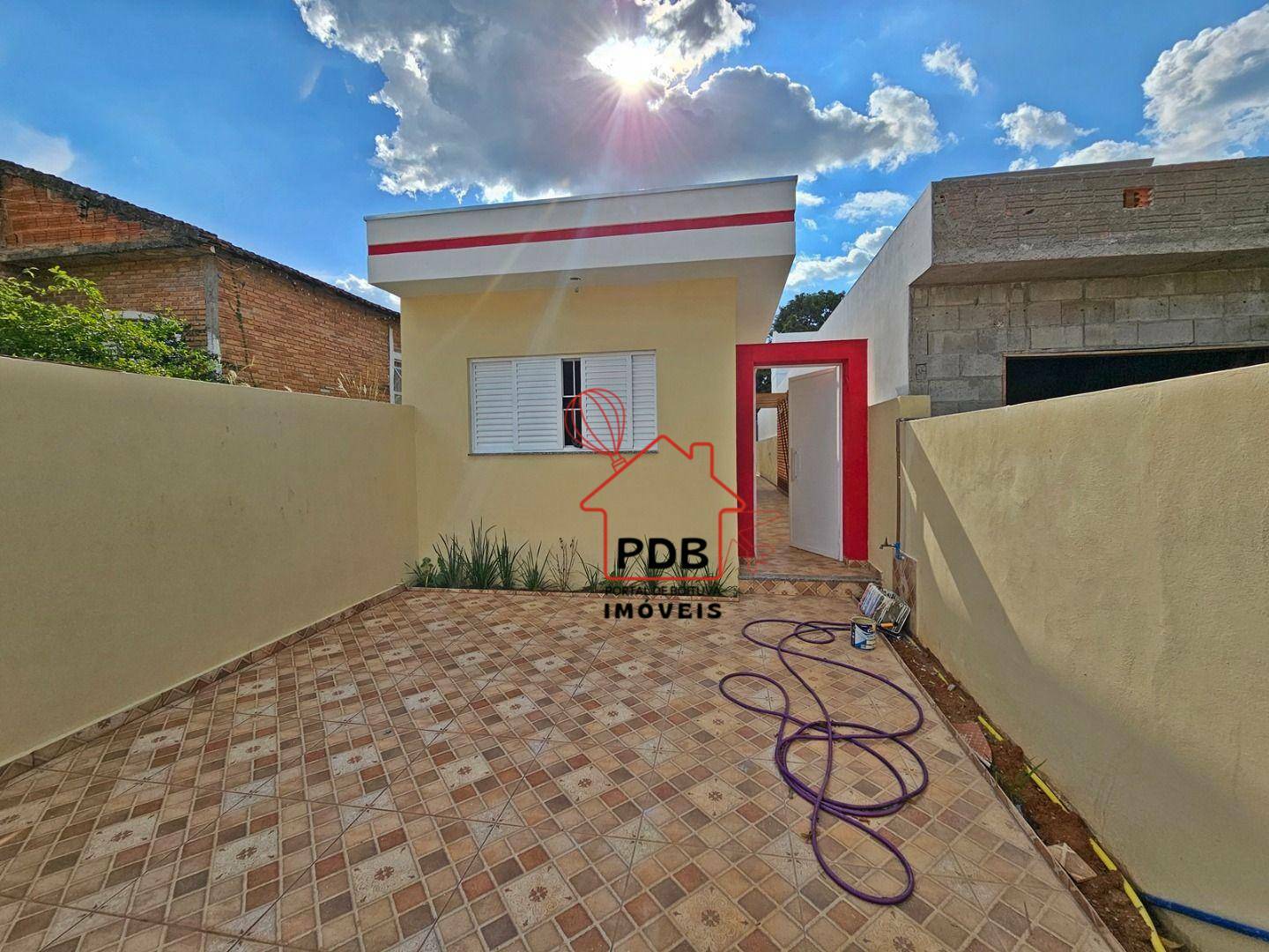 Casa, 3 quartos, 97 m² - Foto 1