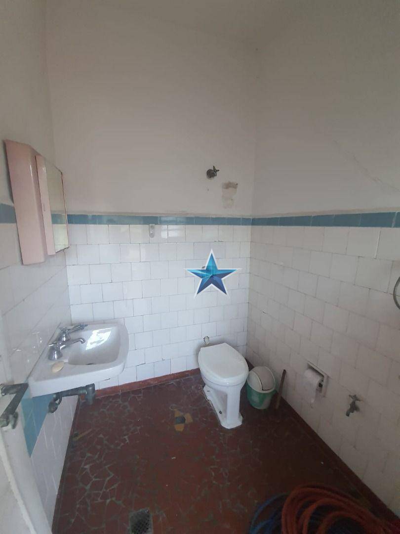 Sobrado à venda com 4 quartos, 300m² - Foto 54