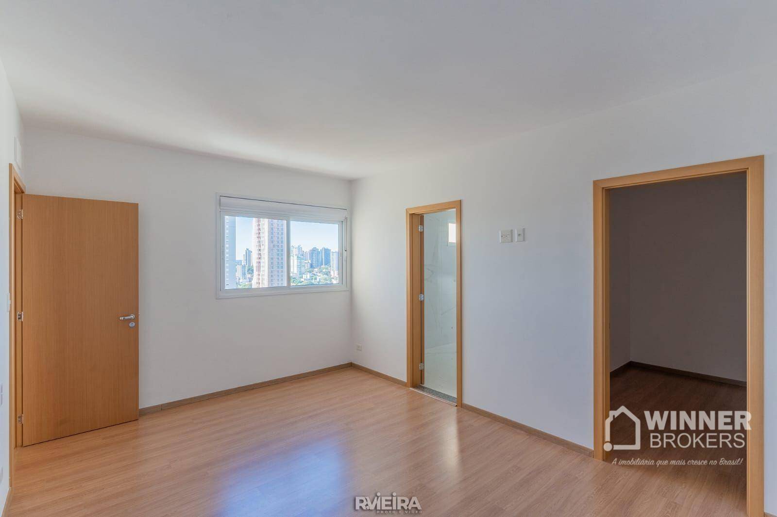 Apartamento à venda com 3 quartos, 213m² - Foto 7