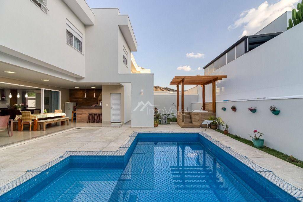 Casa de Condomínio à venda com 4 quartos, 405m² - Foto 18