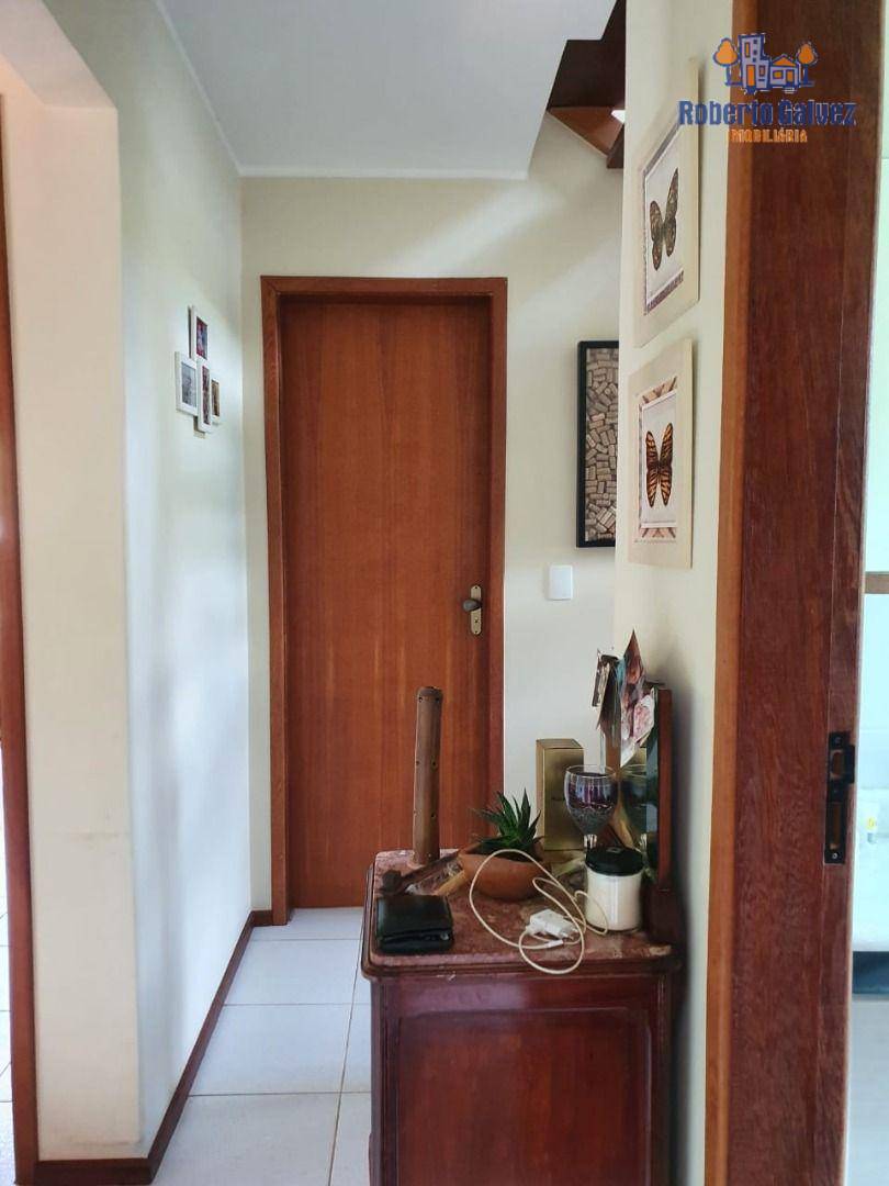 Casa à venda com 3 quartos, 250m² - Foto 16