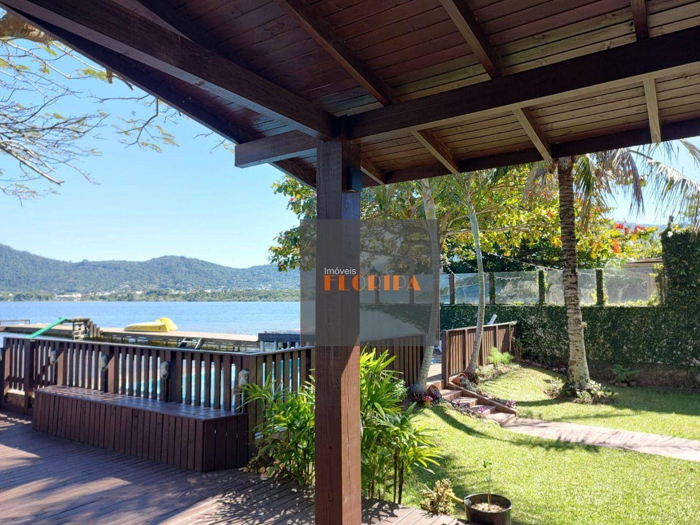 Casa à venda com 5 quartos, 153m² - Foto 3