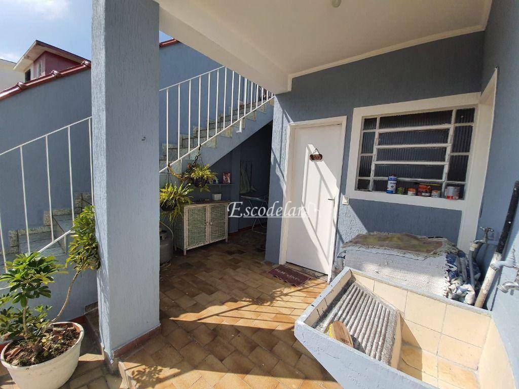 Sobrado à venda com 3 quartos, 200m² - Foto 48