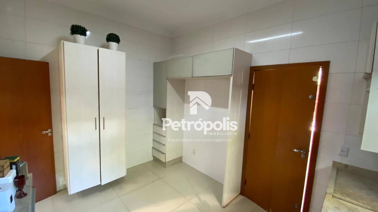 Casa à venda com 3 quartos, 180m² - Foto 24