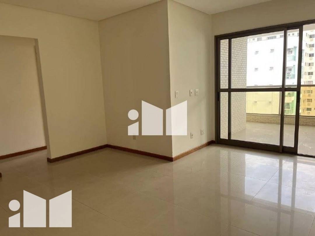 Apartamento à venda com 3 quartos, 110m² - Foto 3