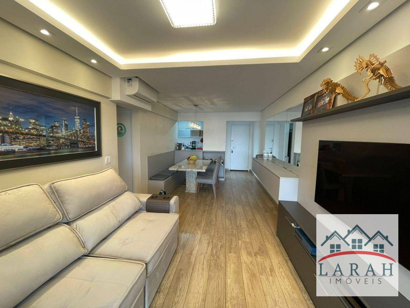 Apartamento à venda com 3 quartos, 75m² - Foto 1