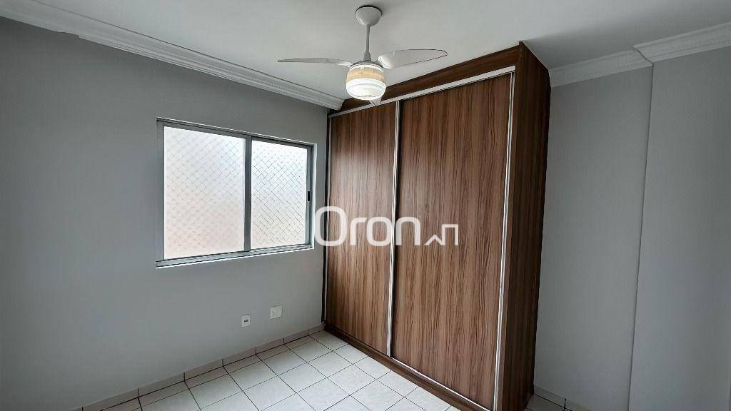 Apartamento à venda com 3 quartos, 75m² - Foto 3