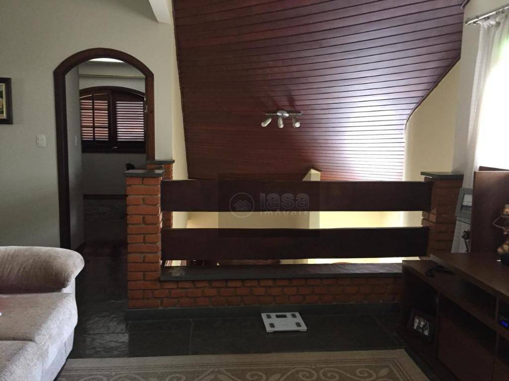 Sobrado à venda com 3 quartos, 313m² - Foto 10