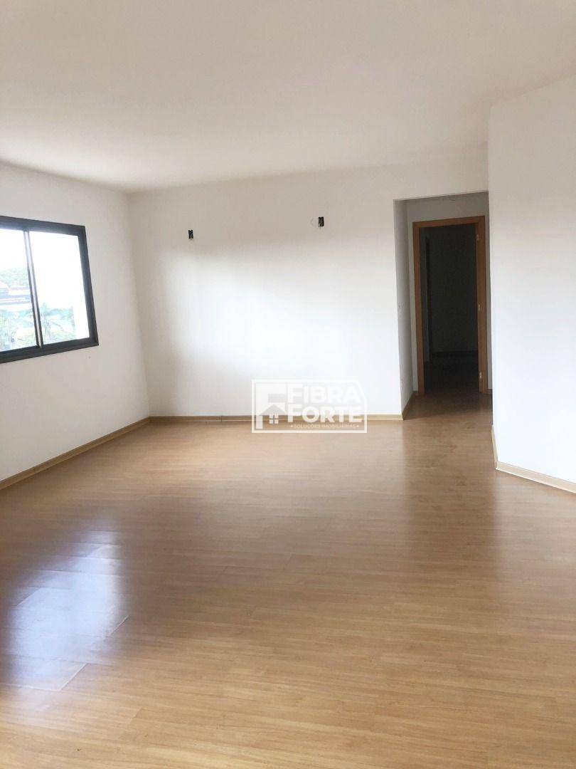 Apartamento à venda com 4 quartos, 137m² - Foto 5