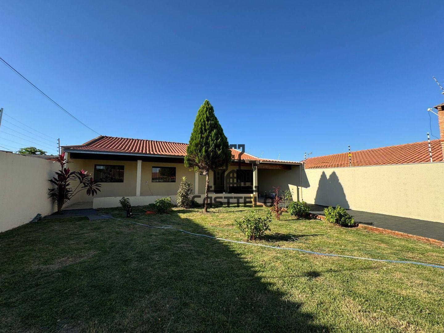 Casa à venda com 2 quartos, 80m² - Foto 2