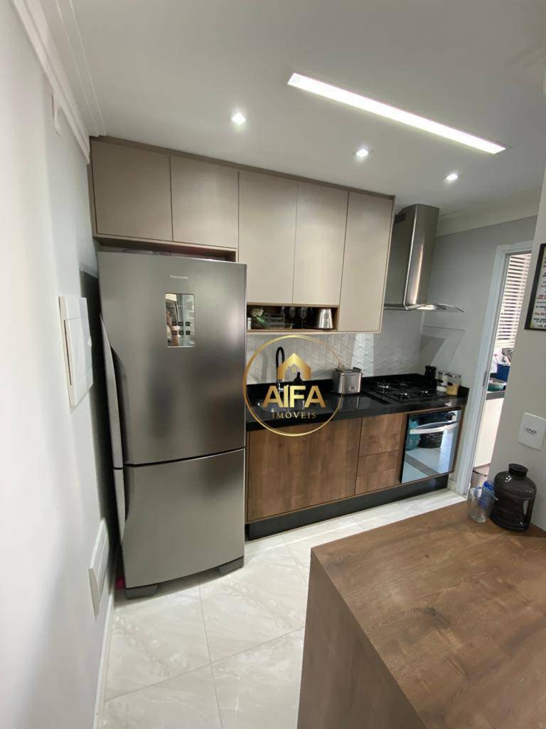 Apartamento à venda com 2 quartos, 70m² - Foto 7