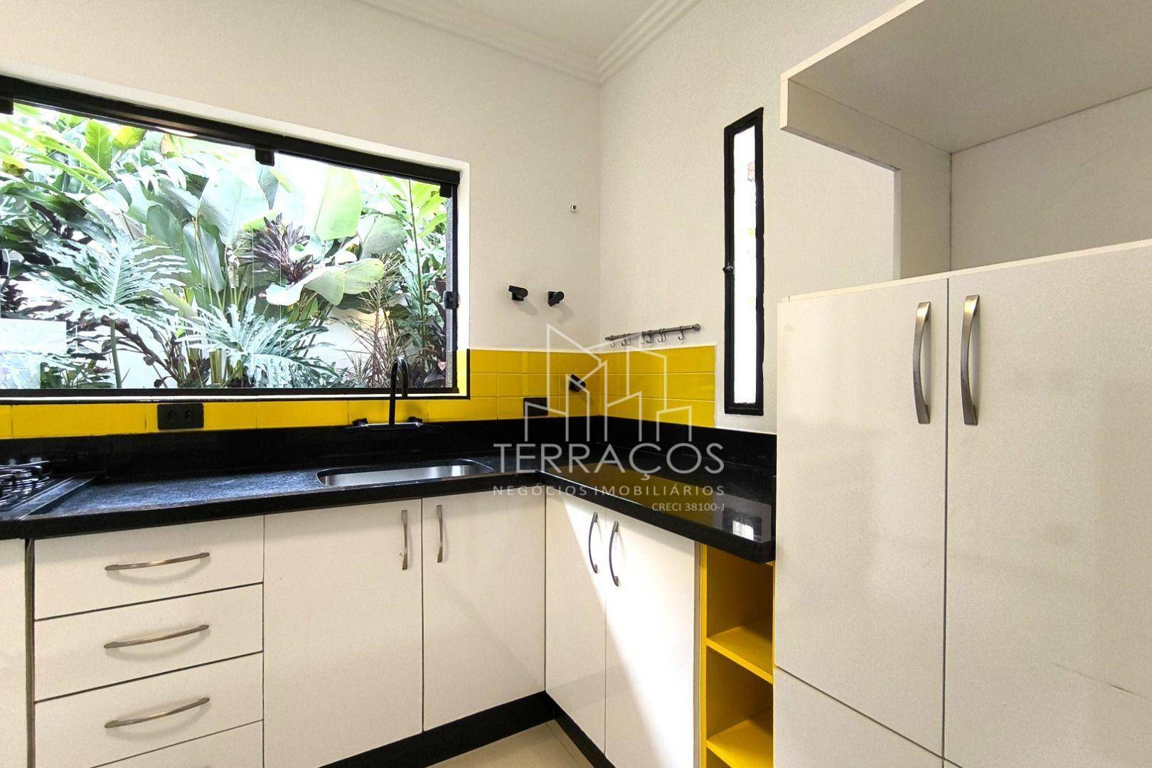 Casa para alugar com 3 quartos, 170m² - Foto 43