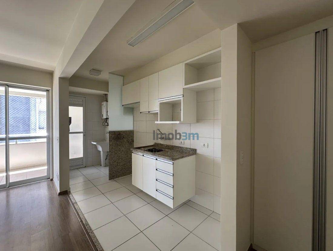 Apartamento à venda com 3 quartos, 78m² - Foto 3