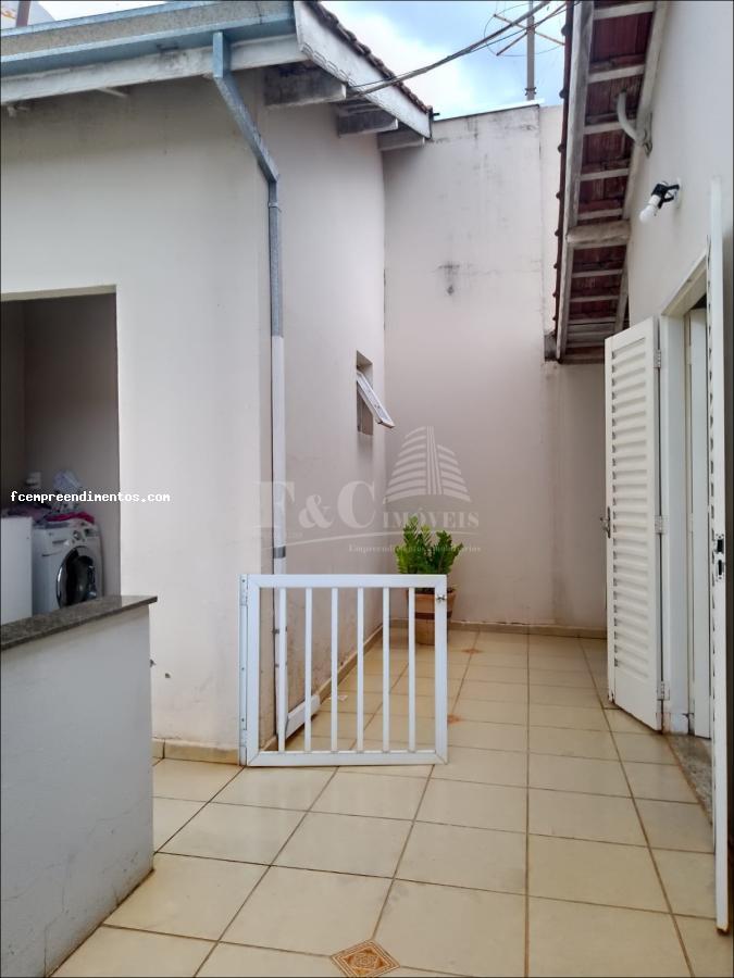 Casa à venda com 3 quartos, 265m² - Foto 40