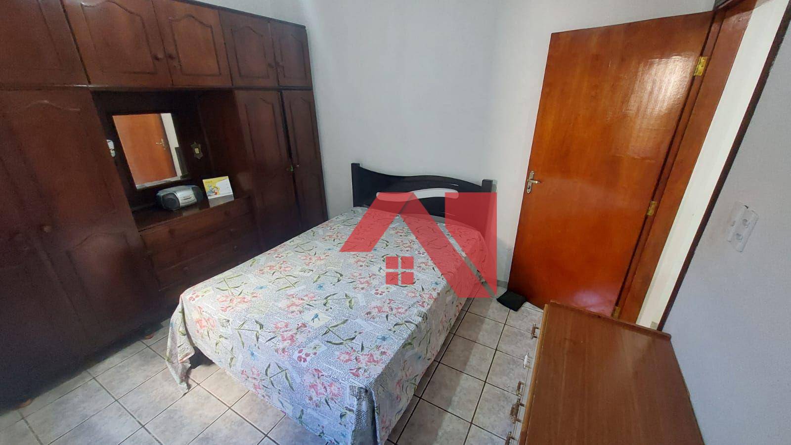 Sobrado à venda com 4 quartos, 180m² - Foto 4