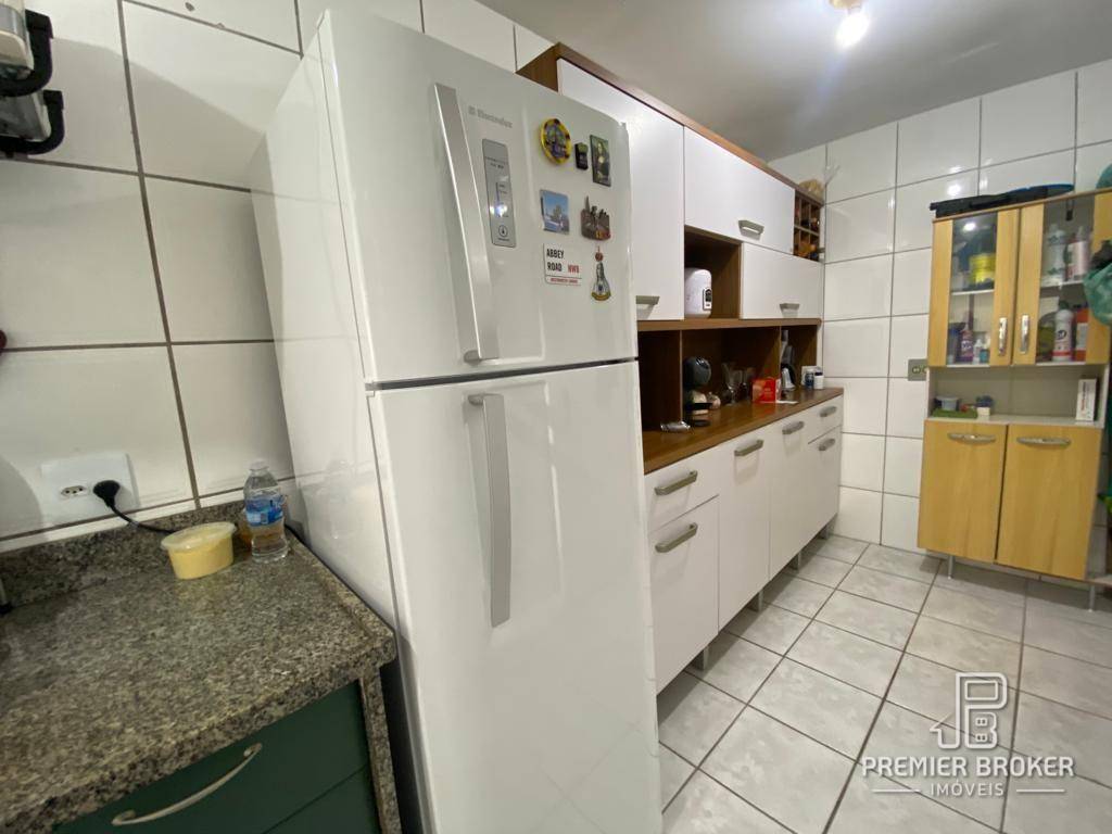 Apartamento à venda com 2 quartos, 67m² - Foto 8