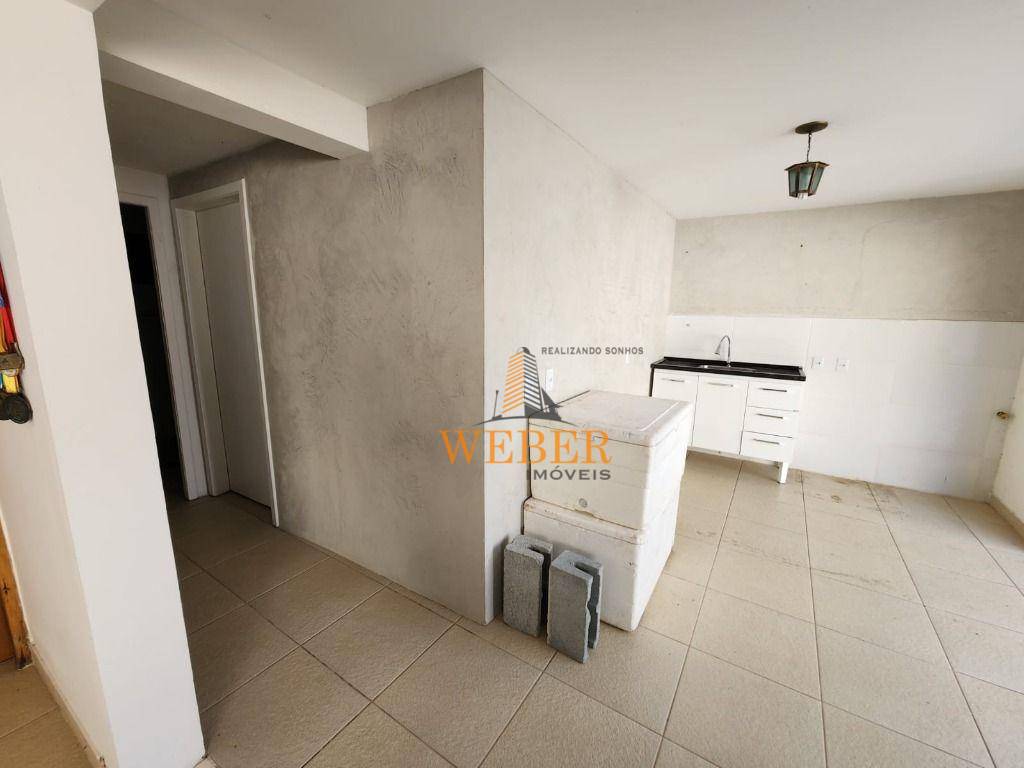 Sobrado à venda com 6 quartos, 240m² - Foto 19