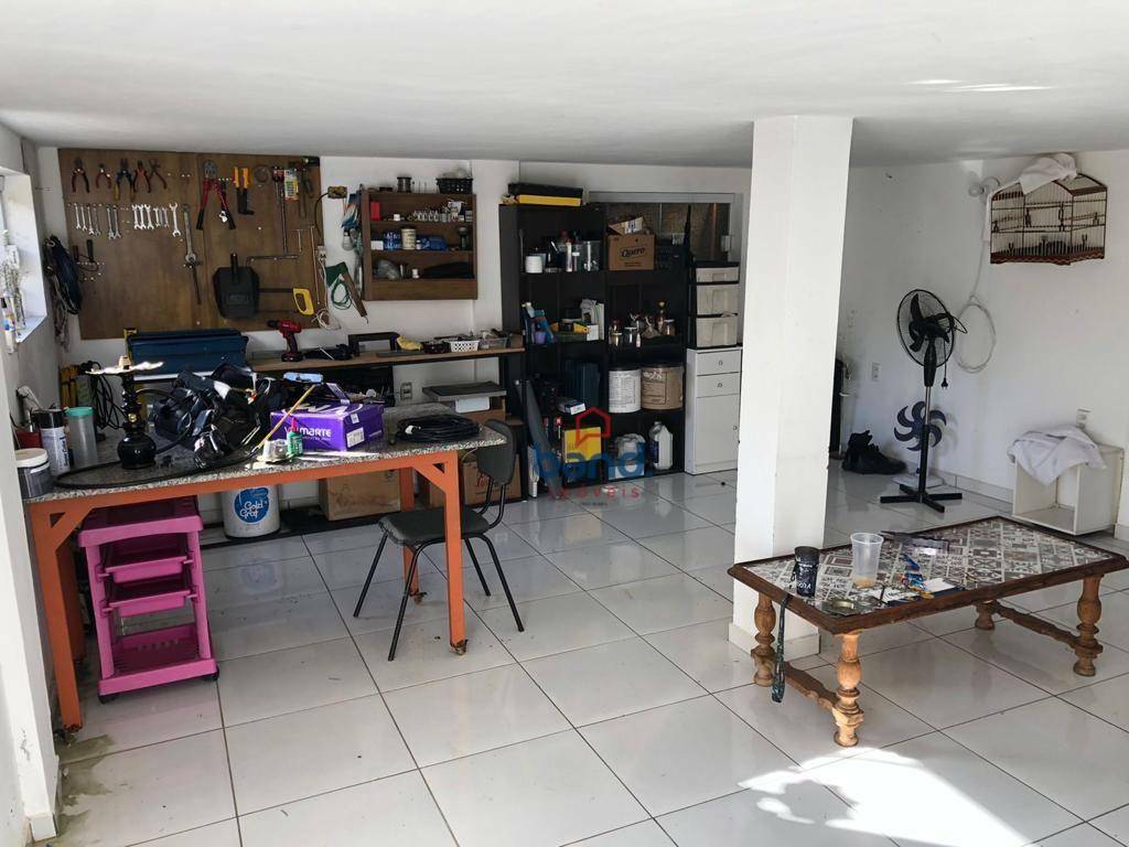 Casa à venda com 3 quartos, 450m² - Foto 30