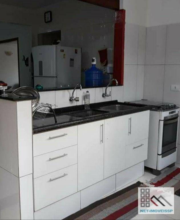 Casa à venda com 3 quartos, 148m² - Foto 2