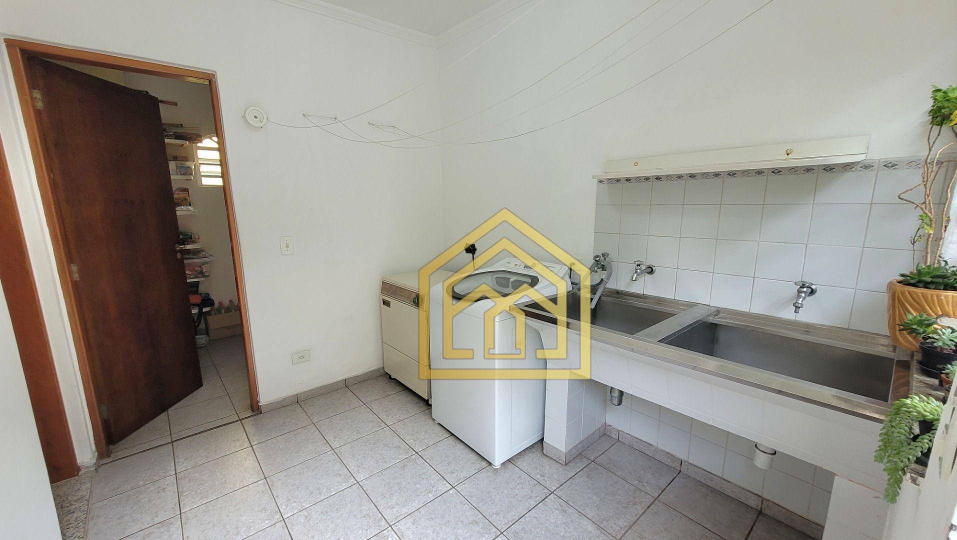 Sobrado à venda com 3 quartos, 339m² - Foto 29