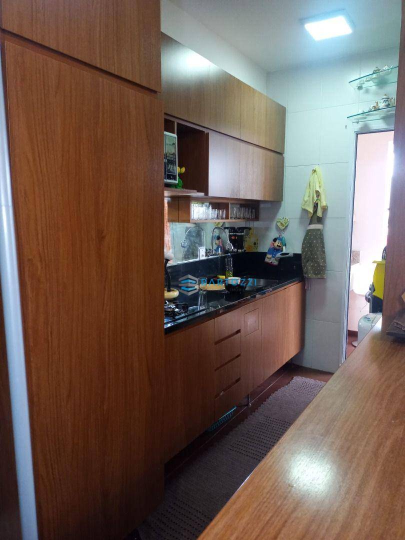 Apartamento à venda com 3 quartos, 160m² - Foto 6